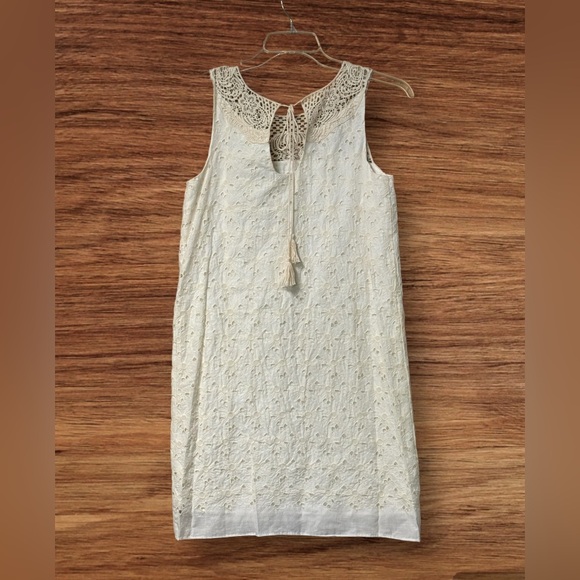 NWT Max Studio Floral Eyelet Sheath Dress - Picture 3 of 9